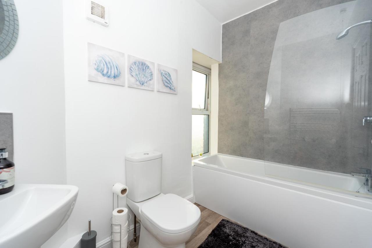 Sea Views Modern Two Bedroom Apartment Lowestoft Zewnętrze zdjęcie